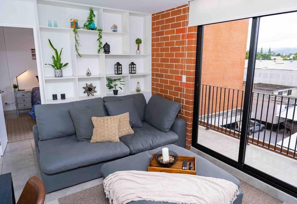 Lovely 1 Bedroom Unit With Free Parking Modra Zone 4 Guatemala City Exterior photo